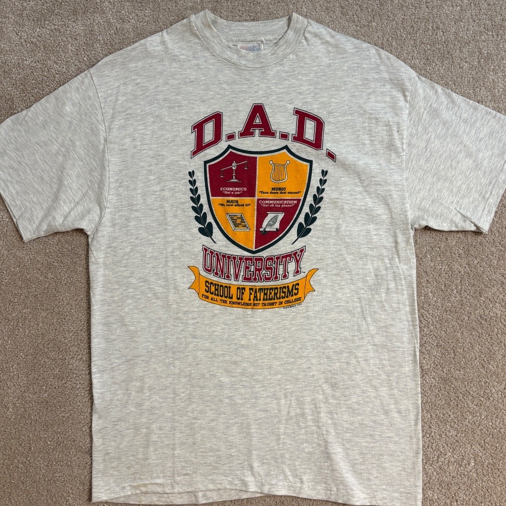 Vintage  D.A.D. University School Fatherisms Laid Back single stitch T-Shirt L‎